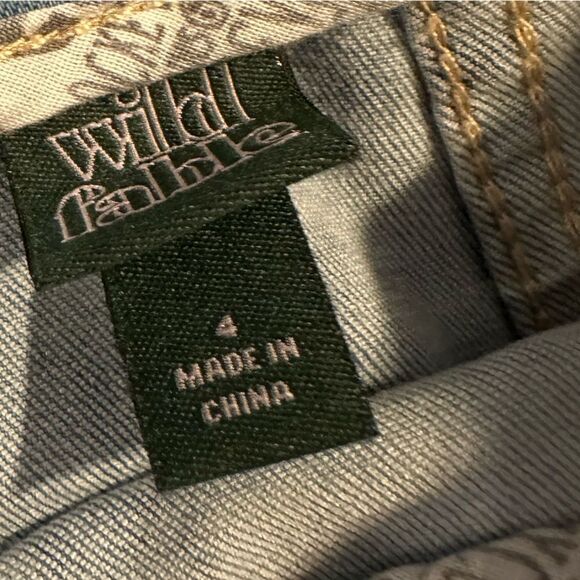 Wild fable size 4 tie-dye denim skirt - Picture 3 of 3